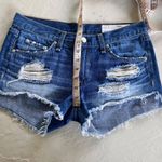 Rag and Bone  Jean The Cut Off Shorts in Freeport Wash Size 24 Photo 6