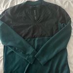 Oakley Green Pullover Photo 0