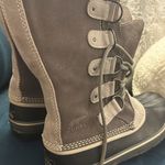 Sorel  Joan of Arctic Grey Waterproof Winter Boots Size 11 Photo 4