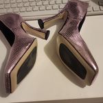 BEAUTIISOLES ABIGAIL SQUARE TOE PUMP IN PINK METALLIC SIZE 5 Photo 2