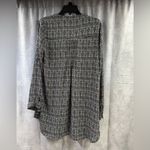 A pea in the pod Black and White Blouse Photo 1