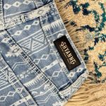 Shyanne  Patterned Flare Jeans size 25x34 Photo 4