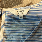 Crown & Ivy  top. Excellent condition. Summer striped. Short sleeves. Photo 2