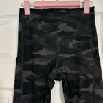 Athleta  Ultimate Stash Pocket Camo 7/8 Photo 5