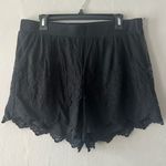 Torrid  Black 5 Inch Pull-On Stretch Mesh Mid-Rise Short Size 0 Photo 1