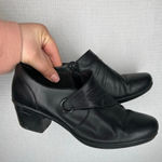 Clarks | Womans Black Bootie Heel Womans 8 Vintage VTG Photo 0