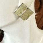 Silver tone and green post earrings Photo 4