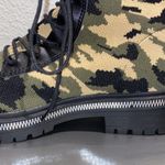 New camouflage combat boots Size 8 Photo 6