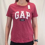 Gap Womens Basic Branded T Tee Shirt S SM Small Wine Merlot Red White Hi Low NWT Photo 0