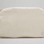 Lululemon Everywhere Belt Bag NWT Photo 0