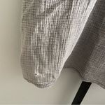 Wonderly  Gauzy Cotton Grey Blouse Size XL Photo 3