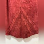 Vakko Medium 90s Boho Deep Strawberry Red Suede Midi Size 6/8 mermaid skirt Photo 3