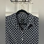 Woolrich Lord + Taylor Navy and White Patterned Blouse Button Up M Photo 7