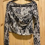 Free People  Womens Large Lace Long Sleeve Cropped Floral Shirt Wrap with zipper Photo 0