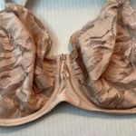 Wacoal Bra Top Tier Underwire Bra in Pink-Beige Sz 40C EUC Style #855223 Photo 1