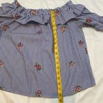 Active USA 52  Cold Shoulder Blue White Stripe Ruffle Floral Top Size Medium Photo 5