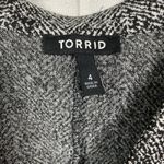 Torrid Black&White Chevron Peplum Jacket Sz.4 Photo 8