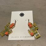 Black Diamond  nwt Cactus rhinestone new earrings Photo 1