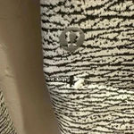 Lululemon  Squad Goals Hoodie Sheer Luon Pebble Jacquard V1 White Black 8 Photo 7