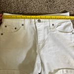Levi's NWT LEVI’S White Denim Mid length Shorts Size 26 Photo 8