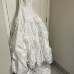 Maggie Sottero wedding dress size 8. White Photo 7