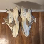 Cushionaire Strike Chunky Cream and Tan Sneakers Size 9 Photo 5