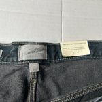 Universal Threads Universal Thread Mid-Rise 90's Baggy Cut Off Shorts Womens Size 16 Photo 3