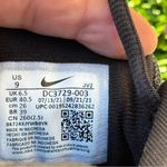 Nike  Women’s DC3729-003 Black Running Shoes Photo 5