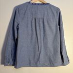 Vineyard Vines Women's Chambray Embroidered V-neck Long Sleeve Top Size S Photo 4