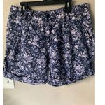 Bandolino Vintage  Blu navy floral shorts Photo 6