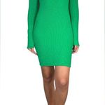 Elegant Green Open Photo 0