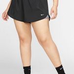 Nike black and red  shorts Photo 0