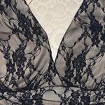 Windsor Formal Lace Dress Medium Photo 4