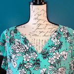 Elle 🎉4 for $20  Floral Patterned Blouse, size XXL Photo 2