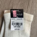 a.n.a White Knit Gloves Photo 1