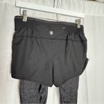 Athleta  Black & Gray Go Getter Knicker Shorts Over Capri Leggings 2 in 1 XS Tall Photo 3