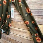 Nine Britton  Top Women’s Sz Small Billie Tie Front Brushed Knit Olive Floral NWT Photo 2