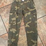 American Eagle New Cargo Pant Joggers  Photo 0