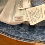 Madewell  The Mom Jean High Rise Crop Distressed Jeans Size 27 Photo 11