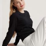 Quince  100% Mongolian  Cashmere Women's Black Crew Neck Sweater Photo 1