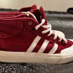 Adidas Womens sz5.5  Matchcourt Mid Marc Johnson Red high top sneakers Photo 2