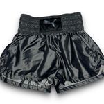 Puma  women’s iridescent grey boxing shorts Photo 0