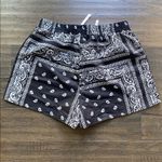 SheIn  Bandana Short Womens Sz XL Black and White Paisley Athletic Shorts Photo 3