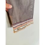 Democracy Gray Faded Sequin Embroidered Hem Cuffs Flexible Jeans size 6 Photo 9