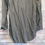 Gap gray lightweight shirt XS button down collared neck cuffs hi low hem loose Photo 7