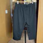 THANTH Womens Capri Yoga Pants with Pockets Black Size Large Photo 11