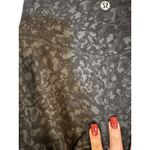 Lululemon Black Gray Print Align High Waisted Pants Leggings NULU Women Sz 0 Photo 6