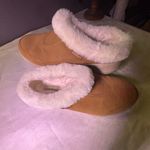 Skechers  Women's Tan Slippers with White Fur Photo 1