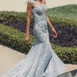 Mac Duggal   Embroidered Applique Feathered One Shoulder Trumpet Gown 79264 sz 8 Photo 0