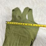 Heatherly Size M Olive Green Sleeveless V Photo 8
